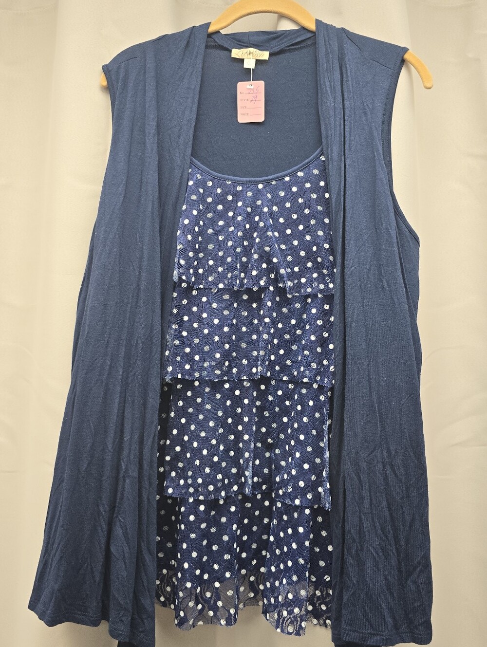 Lavish Layered Polka Dot Navy Sleeveless Top by Size XL